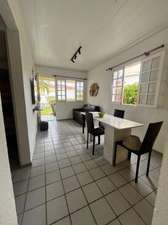 Casa pé na areia em condomínio - 4