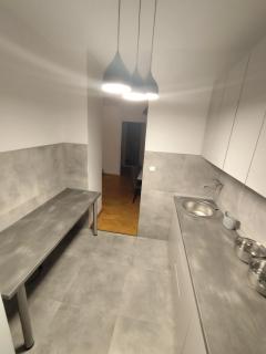 Gigabit High-Speed Internet Modern Apartment - 2