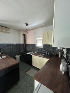 Holiday house few minutes from center of Sinj - Sinj - 1