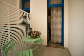 Blue House Sea - 0