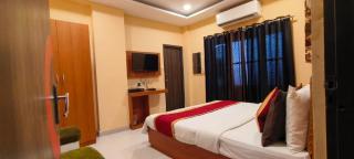 Hotel Swarna Palace - 1