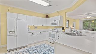 223 Greenbriar villa - 8
