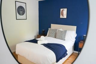 4BR Putney House with Garden Ideal for Contractors - Londra - 2