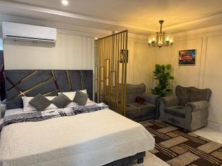 Dreamers Den Luxury Studio - Lahore - 0