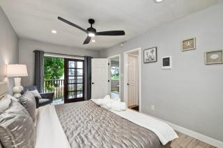 Seabreeze 1BR, Walk to Sand, Pet Friendly, Parking, Fire Pit Access - 5
