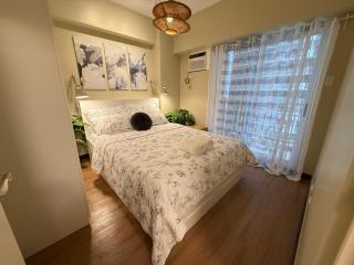 Aesthetic Cozy Modern Condo Apartment - Manila - 0