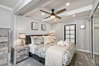 Steps to Beach, 2BR Dog Friendly Home with Fire Pit - Carlsbad - 9