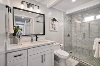 Luxury Beach Duplex, Sleeps 9, Dog-Friendly, AC, Fire Pit & Grill - Carlsbad - 3