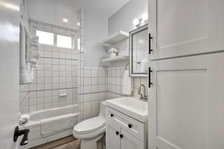 Luxury Beach Duplex, Sleeps 9, Dog-Friendly, AC, Fire Pit & Grill - Carlsbad - 2