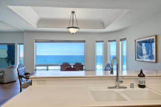 Direct Beach Access, Views, Carlsbad 2BR Upper Unit - Carlsbad - 5