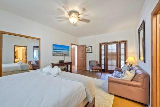 Direct Beach Access, Views, Carlsbad 2BR Upper Unit - Carlsbad - 2