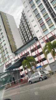 Awesome Mahkota Valley - 1