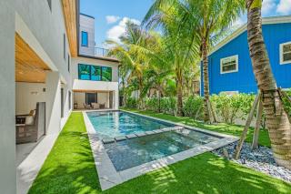 Luxury Beachfront House in Anna Maria! - 7