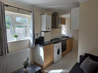 Charming Private Annexe - 3