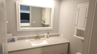 Blue Horizon Lake House - Renovated 3BR 2BA on the Beach - 2