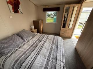 Oak Village 64 - Grange Leisure disability caravan - pet friendly, wifi and ramped decking - Mablethorpe - 6