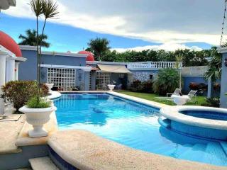 Increíble Casa Cancún Alberca Privada 22 huéspedes - Cancún - 4
