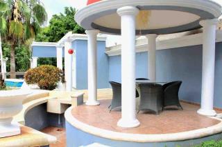 Increíble Casa Cancún Alberca Privada 22 huéspedes - Cancún - 2