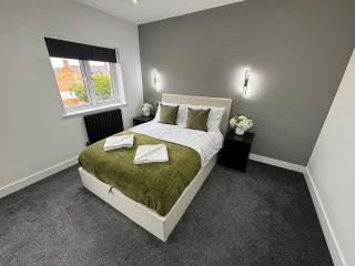 Stylish London Road 2BR flat - FREE parking - Peterborough - 2