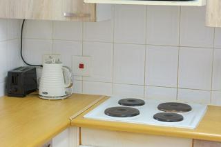 Chic 2BR Apartment in Roodepoort - 9