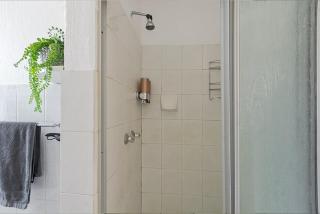 Chic 2BR Apartment in Roodepoort - 1