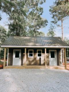 Cabin #10 One Bedroom with Kitchenette - 3