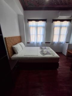 MiziriGuestHouse - Gjirokastër - 6