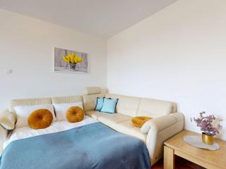 Flora Apartment 2 Bedrooms & Parking - Varsovie - 1