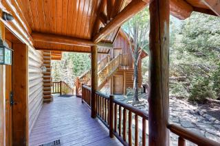 Bow Canyon Oasis ~ Luxury Moonridge Log Home Game Room & Loft - 4