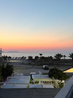 Baro Beach Hotel - Vlorë - 8