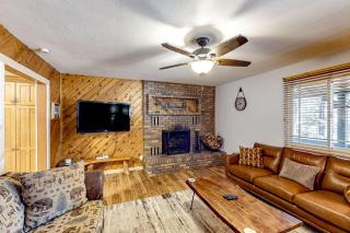 Sugarloafing ~ Dog-friendly cabin with hot tub, covered porch, fireplace, grill, & W/D - Sugarloaf - 0