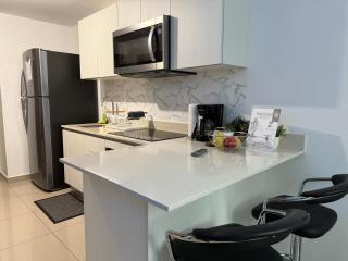 New Luxury Apartment 12th Floor - 6
