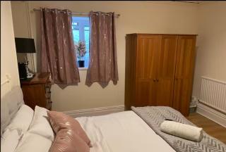 106 Brynmill - Room 2 - Sketty - 9