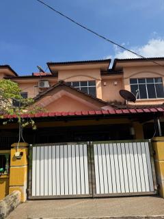 Homestay NIA Chukai - 0