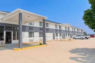 Days Inn by Wyndham Morton - 2