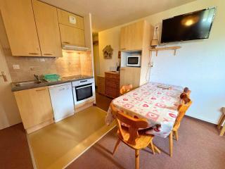 Charmant appartement pour 5, ski aux pieds, bien équipé, proche commerces et piscine à Les Bruyères - FR-1-452-237 - Les Menuires - 3
