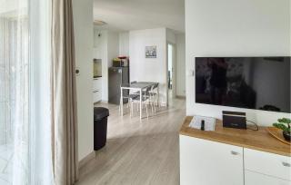 Gorgeous Apartment In Kolobrzeg - 5