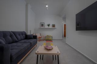 Angel's Urban Up-ART-ment - 2