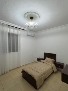 stay by university of Jordan - Amman - 9