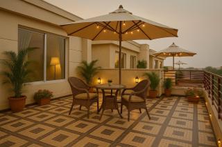 The Ruby Resort, Vrindavan #prime location #luxury rooms #near prem mandir #restaurant #big lawn #parking # by nandan group# - 6
