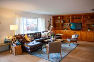 Modern Gorge Lodge - 9