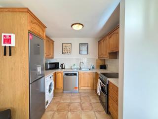 Oceanfront Gem Overlooking Cobh - Cobh - 4