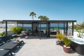 Luxury Penthouse Panoramic Ocean Views 2bedroom Apartment with Jacuzzi - 9