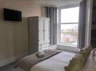 106 Brynmill - Room 9 - Sea Views - Sketty - 8