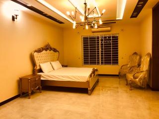 Luxury Furnished Comfort Home - 5