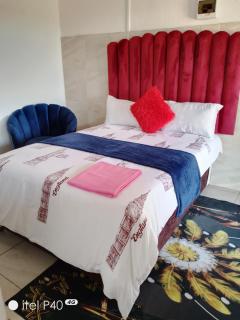 Tenders Accommodation Rooms Mafikeng - Mahikeng - 2