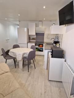 Appartement rez de chaussée Saint Laurent de la salanque - 0