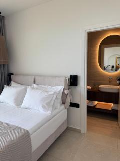 The Little Crab Suites - 1