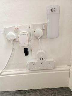 By the Joyous Stays - House with home comforts - Stoke on Trent - 4
