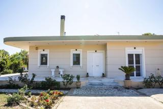 Urban Luxury Residence - Pýrgos - 9